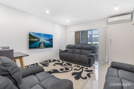 Property photo of 5/2-4 George Street Warwick Farm NSW 2170