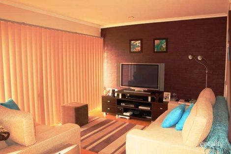 Property photo of 196 The Parkway Bradbury NSW 2560