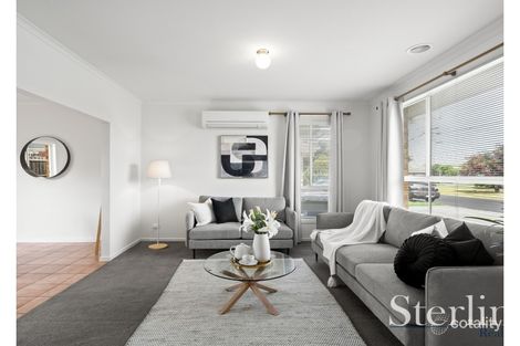 Property photo of 20 Weaver Court Altona Meadows VIC 3028