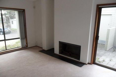 Property photo of 2 Vienne Drive Howrah TAS 7018