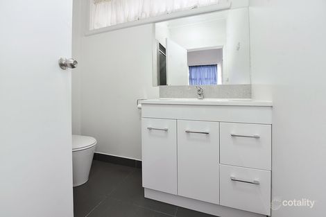 Property photo of 2/23 Hoffmans Road Essendon West VIC 3040