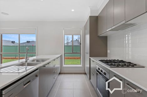 Property photo of 53 Tobin Crescent Epsom VIC 3551