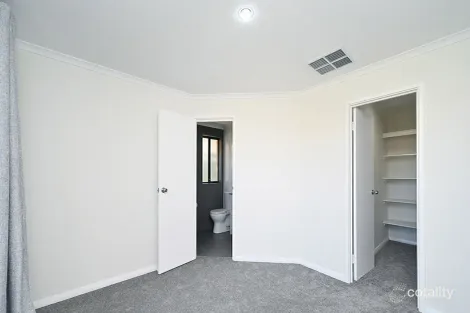 Property photo of 21 Blue Mountain Link Merriwa WA 6030