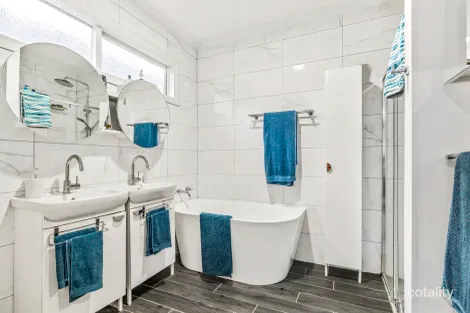 Property photo of 41 Alice Street Mount Waverley VIC 3149
