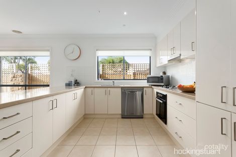 Property photo of 76 Civic Parade Altona VIC 3018