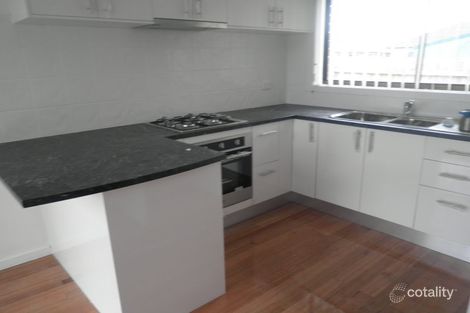 Property photo of 2/17 Main Road Clayton South VIC 3169