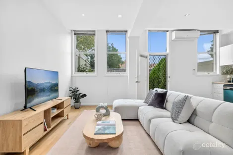Property photo of 2/6 Willgilson Court Oakleigh VIC 3166