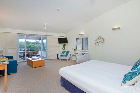 Property photo of 1908 Island Street South Stradbroke QLD 4216