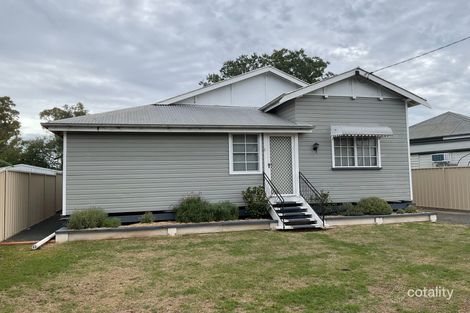70 Hume St, Pittsworth, QLD 4356