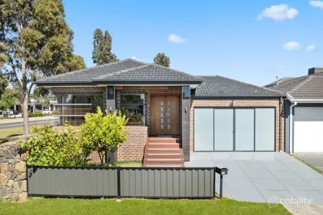 Property photo of 39 Woodside Way Roxburgh Park VIC 3064