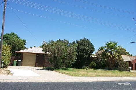 Property photo of 86 Strelitzia Avenue Forrestfield WA 6058