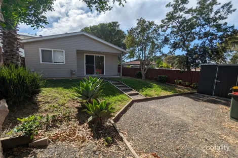 7 Morley Ave, Bateau Bay, NSW 2261