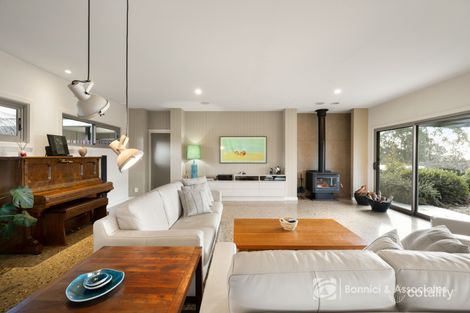 Property photo of 98 Dingle Road Beechworth VIC 3747