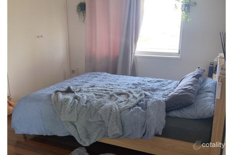 Property photo of 2/221A Benowa Road Benowa QLD 4217