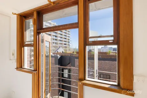 Property photo of 42/20-22 Springfield Avenue Potts Point NSW 2011