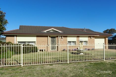 4 Amber Ct, Goulburn, NSW 2580