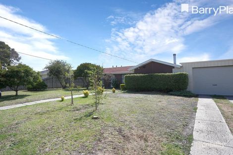 20 Malmsbury Dr, Meadow Heights, VIC 3048