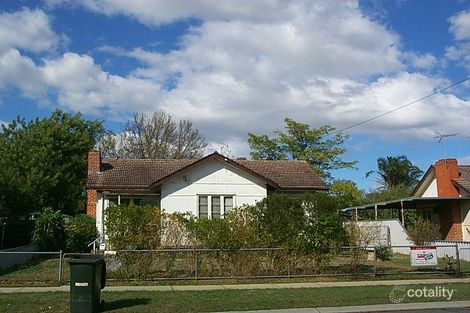 11 Kalara Rd, Koongamia, WA 6056