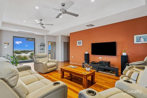 Property photo of 10 Mundaring Crescent Dawesville WA 6211