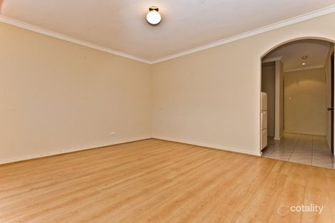 Property photo of 2/14 Philmore Crescent Kardinya WA 6163