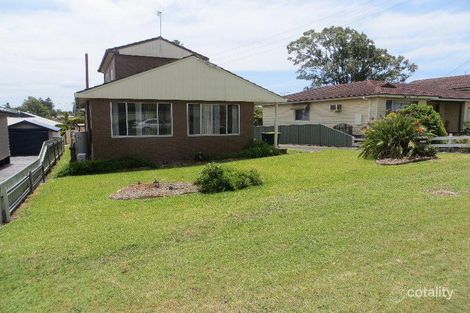 Property photo of 21 Civic Avenue Caves Beach NSW 2281