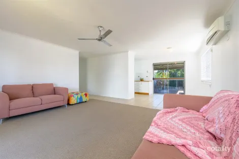 Property photo of 17 Polmaise Street Boyne Island QLD 4680