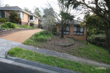 13 Banksia Ct, Croydon South, VIC 3136