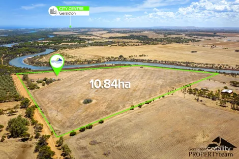 1398 Company Rd, Greenough, WA 6532