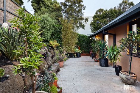 Property photo of 49 Clifton Street Aberfeldie VIC 3040