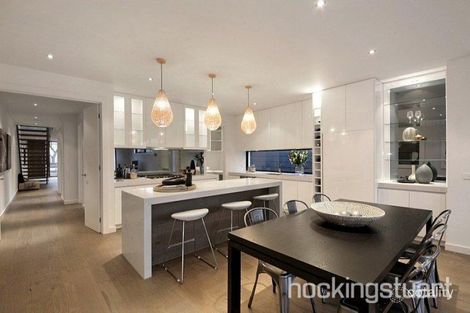 Property photo of 8B Wamba Road Bentleigh East VIC 3165
