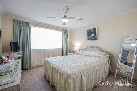 Property photo of 5/5-21 Vales Road Mannering Park NSW 2259