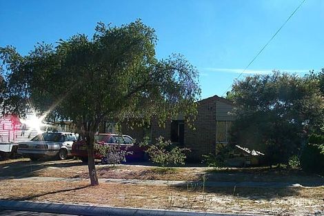 11 Partridge Way, Thornlie, WA 6108