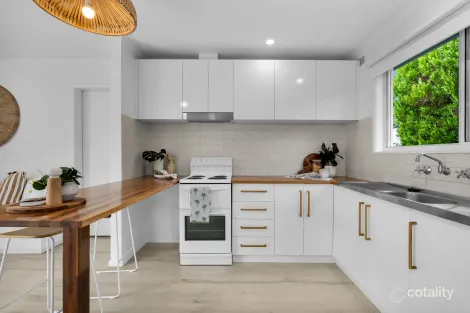 Property photo of 2/19 Wattle Road McCrae VIC 3938