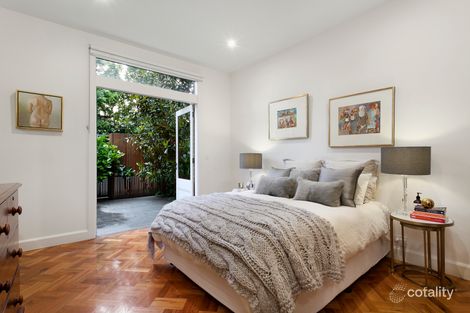 Property photo of 2/241 Cotham Road Kew VIC 3101