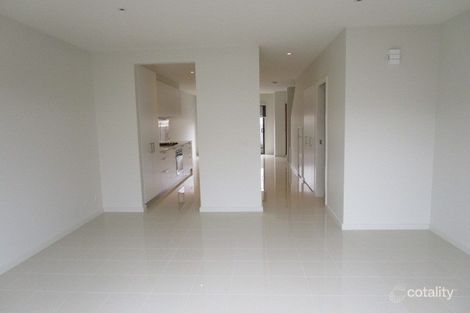Property photo of 18 Doncaster Street Ascot Vale VIC 3032