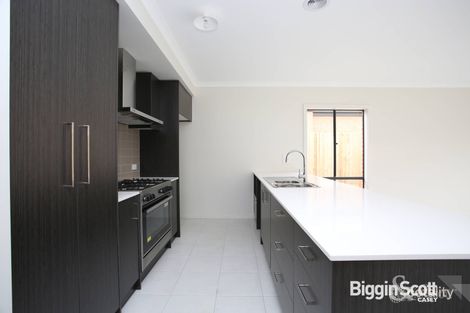 Property photo of 24 Aayana Street Cranbourne East VIC 3977