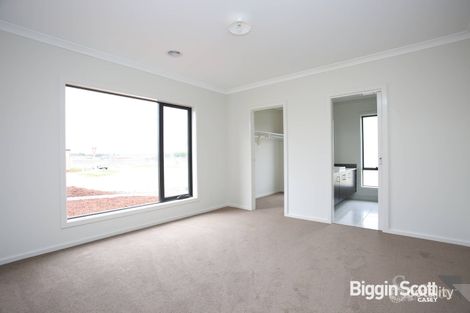 Property photo of 24 Aayana Street Cranbourne East VIC 3977