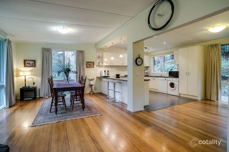 Property photo of 10 Radnor Court Mount Dandenong VIC 3767