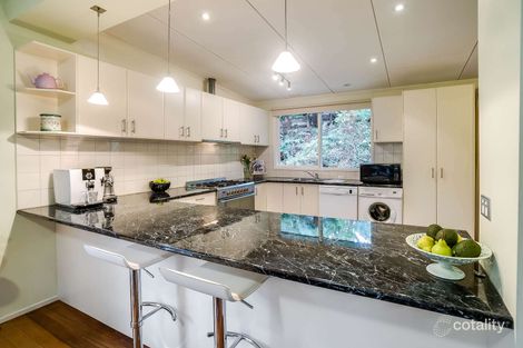 Property photo of 10 Radnor Court Mount Dandenong VIC 3767