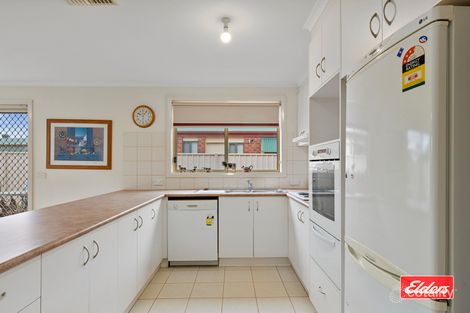 25 Steneker Cres, Yarrawonga, VIC 3730