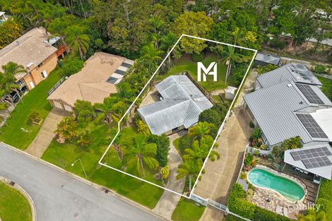 Property photo of 21 Indooroopilly Court Robina QLD 4226