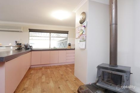 Property photo of 4 Brechin Retreat Seville Grove WA 6112