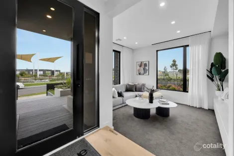 Property photo of 8 Karula Circuit Clyde VIC 3978