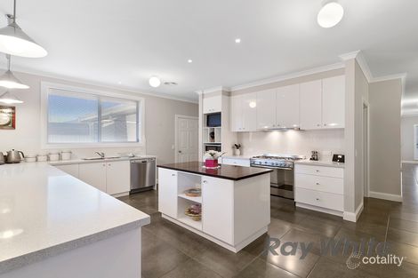 Property photo of 5 Green Court Benalla VIC 3672