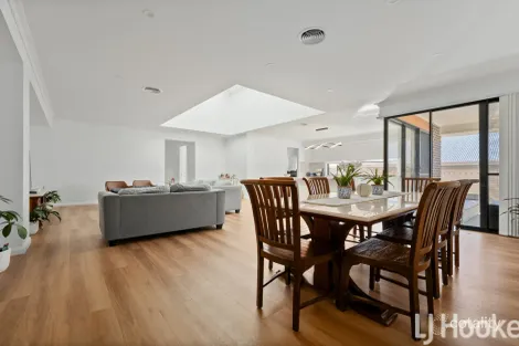 Property photo of 22 Granite Rise Kelso NSW 2795