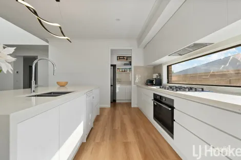 Property photo of 22 Granite Rise Kelso NSW 2795