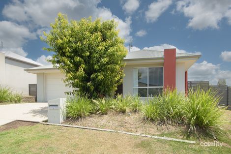 Property photo of 4 Koolivoo Parade Boyne Island QLD 4680