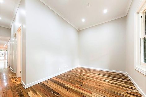 Property photo of 32 Sutton Grove Richmond VIC 3121