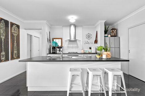 Property photo of 6 Asteria Crescent Cranbourne West VIC 3977