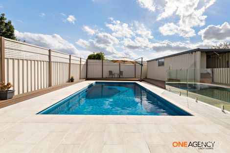 Property photo of 127 Casey Drive Hunterview NSW 2330